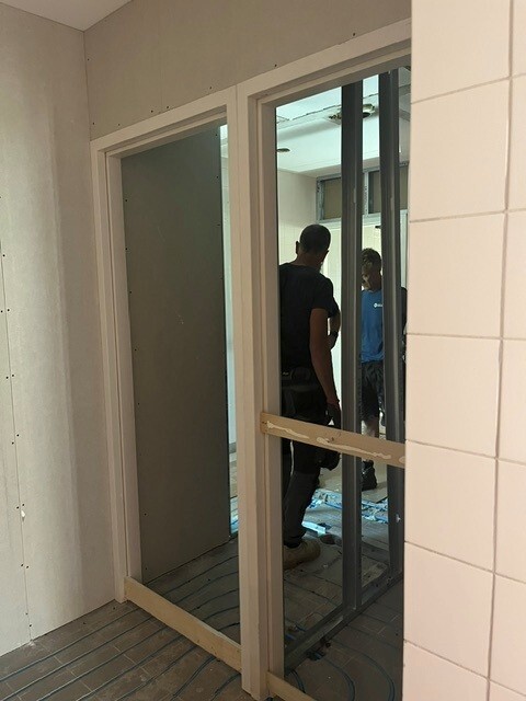 Toiletten beneden